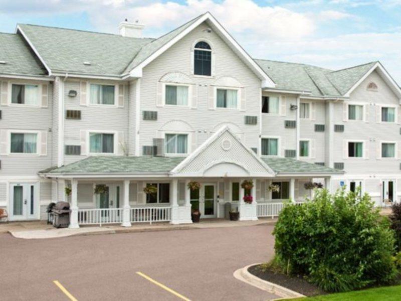 Travelodge Suites By Wyndham Moncton Dış mekan fotoğraf